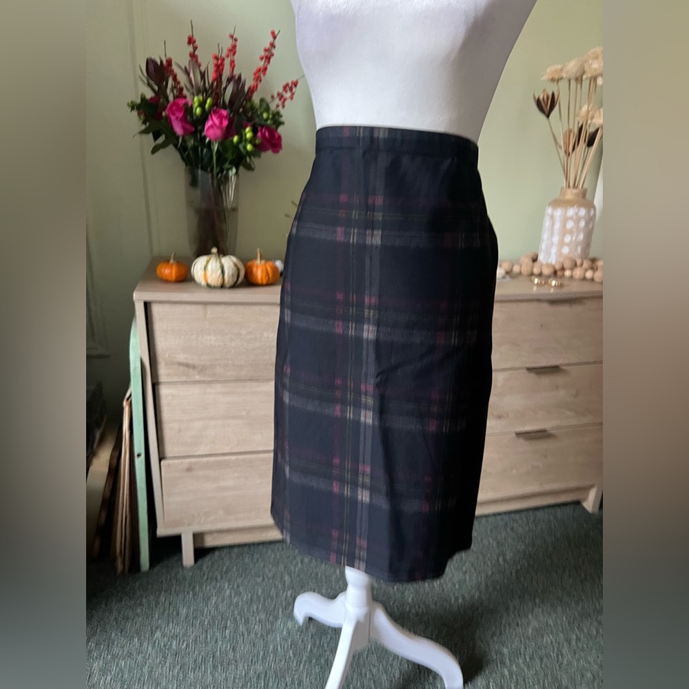 MAX STUDIO Dark Plaid Stretch Midi Knee-Length Pencil Modest High-Waist Skirt M - Picture 4 of 16